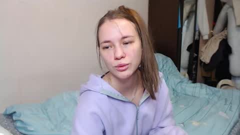 Snapshot of leila_bambi chatting on February 2025 10:42:02 PM leila_bambi online show from February 2025 10:42:02 PM