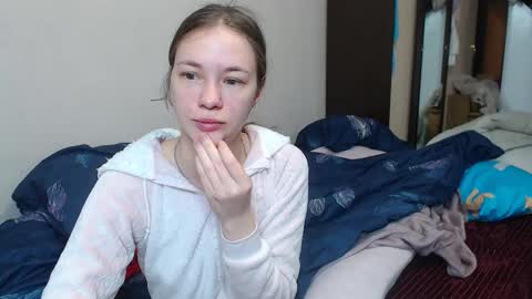 Snapshot of leila_bambi chatting on February 2025 03:10:02 AM leila_bambi online show from February 2025 03:10:02 AM