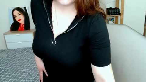 Leila online show from October 2025 05:37:01 PM