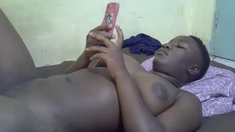 leilah_cute19 online show from April 2026 07:39:01 AM