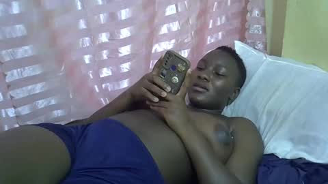 leilah_cute19 online show from May 2026 07:37:01 AM