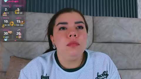 leilapons online show from June 2026 06:19:01 PM