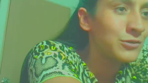 leily online show from December 2024 07:41:02 PM