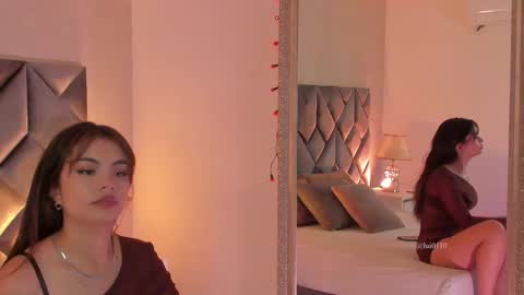 Snapshot of leizathompson chatting on January 2026 06:54:02 PM Leizathompson online show from January 2026 06:54:02 PM