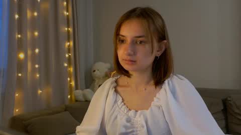 Snapshot of lelia_vibe chatting on June 2026 06:10:02 PM Lelia online show from June 2026 06:10:02 PM