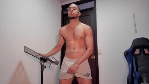 hi im lelo... nice to meet you I appreciate your thumbs up It is very important and you would help me a lot online show from October 2025 11:17:01 AM