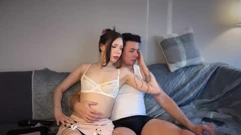 2 shy lemons 1 peach online show from March 2026 04:28:02 AM