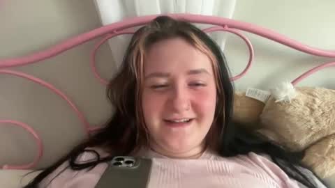 Snapshot of lena_chats chatting on March 2025 04:14:01 PM lena_chats online show from March 2025 04:14:01 PM
