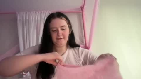 Snapshot of lena_chats chatting on March 2025 04:13:02 PM lena_chats online show from March 2025 04:13:02 PM