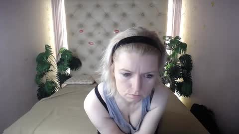 Lena online show from December 2024 03:58:02 AM