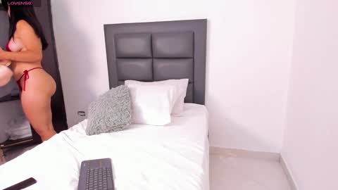 Snapshot of lena_rousseau chatting on February 2025 05:31:01 AM Lena Rousseau online show from February 2025 05:31:01 AM