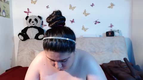 Snapshot of lena_turner_ chatting on February 2026 06:40:02 PM Lena online show from February 2026 06:40:02 PM