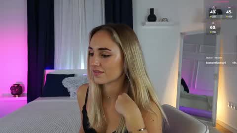 Lena online show from November 2025 02:28:01 PM