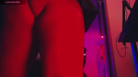 Lenna Kang online show from February 2026 05:04:01 AM