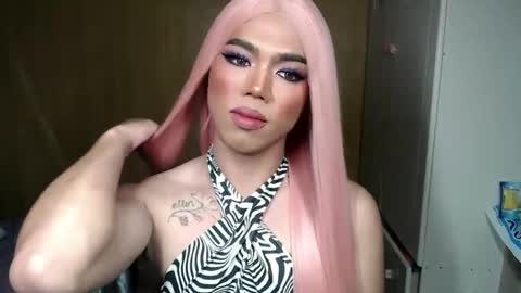 Snapshot of lenawet_0520 chatting on March 2025 05:29:01 PM lena online show from March 2025 05:29:01 PM