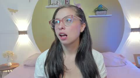 Lenna  online show from July 2026 11:27:01 AM