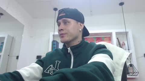 Yesid online show from February 2025 02:16:02 PM