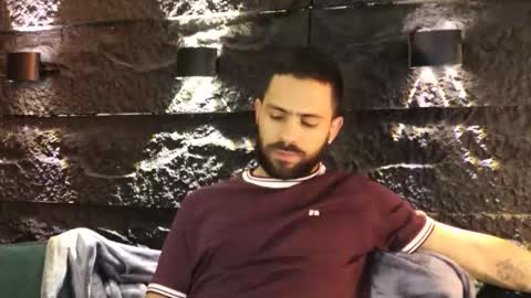 Leo  Diaz online show from November 2025 01:37:01 AM