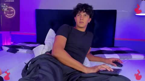 Snapshot of leo_savage_ chatting on September 2025 04:14:02 AM Leo online show from September 2025 04:14:02 AM