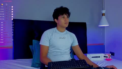 Snapshot of leo_savage_ chatting on November 2025 03:49:01 AM Leo online show from November 2025 03:49:01 AM