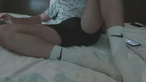 Snapshot of leo_so_horny chatting on December 2024 11:20:02 PM Leo online show from December 2024 11:20:02 PM