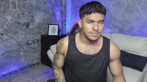 Snapshot of leo_taro chatting on September 2025 12:02:02 AM Leo independent model online show from September 2025 12:02:02 AM
