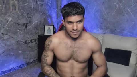 Snapshot of leo_taro chatting on September 2025 01:33:01 AM Leo independent model online show from September 2025 01:33:01 AM
