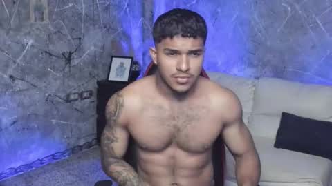 Snapshot of leo_taro chatting on September 2025 01:11:01 AM Leo independent model online show from September 2025 01:11:01 AM