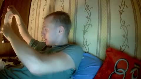 Snapshot of leo_timm chatting on June 2026 10:03:02 PM leo_timm online show from June 2026 10:03:02 PM