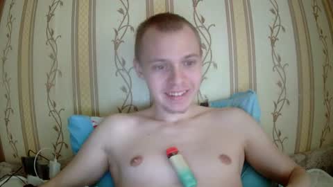 Snapshot of leo_timm chatting on June 2026 10:42:01 AM leo_timm online show from June 2026 10:42:01 AM