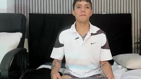 leohard_ online show from January 2026 11:58:02 AM