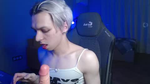 Leon online show from July 2026 07:29:02 PM