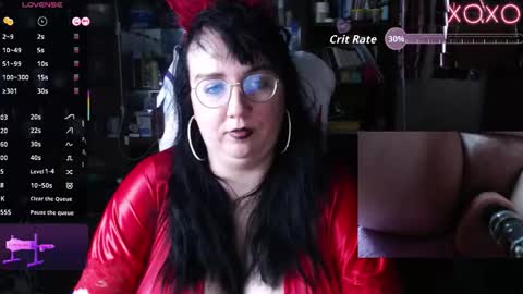 Snapshot of leona_harrison chatting on October 2025 12:33:02 AM Leona Harrison online show from October 2025 12:33:02 AM