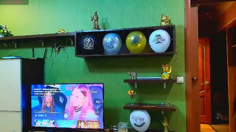 Snapshot of leona_tracie chatting on February 2026 11:38:01 PM Leona tracie online show from February 2026 11:38:01 PM