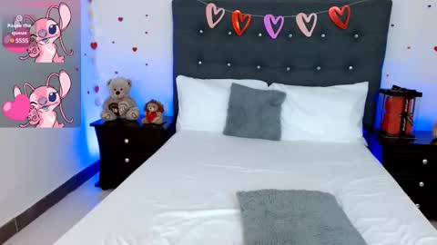 LUCY online show from February 2025 09:47:02 PM