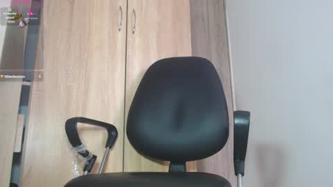 Snapshot of leonal_oconer chatting on July 2026 05:18:02 PM iam leonal online show from July 2026 05:18:02 PM