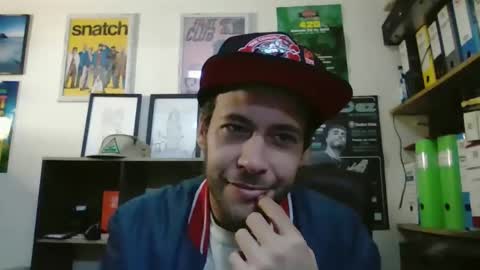 leonidascum online show from February 2026 12:11:01 PM