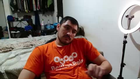 leonino231 online show from March 2026 10:24:02 PM