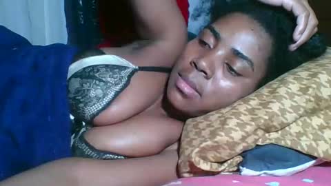 leonnida online show from April 2026 07:17:02 PM