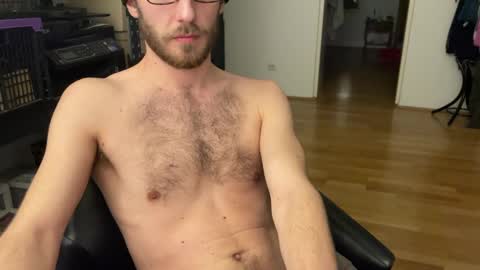 Leon online show from January 2025 05:37:02 PM