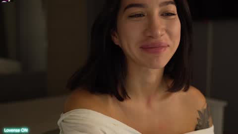 Leora online show from December 2024 04:38:02 PM