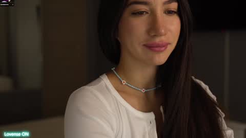 Leora online show from December 2024 04:05:01 PM