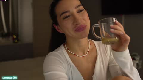 Leora online show from January 2025 03:28:02 PM