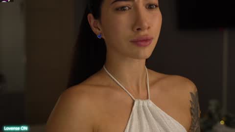 Leora online show from January 2025 04:16:02 PM