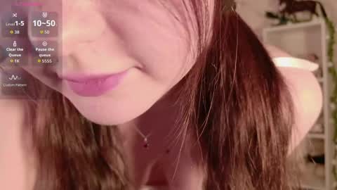 Nicole Moore online show from April 2026 04:10:02 PM