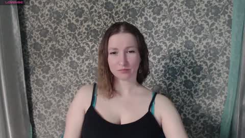 Snapshot of lesanamagic chatting on December 2024 09:20:01 PM LesanaMagic online show from December 2024 09:20:01 PM