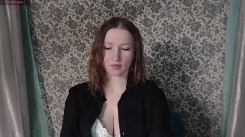 Snapshot of lesanamagic chatting on December 2024 10:06:02 PM LesanaMagic online show from December 2024 10:06:02 PM