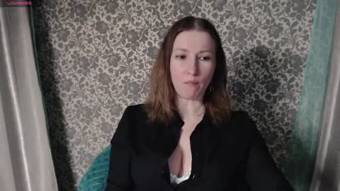 Snapshot of lesanamagic chatting on December 2024 09:52:01 PM LesanaMagic online show from December 2024 09:52:01 PM