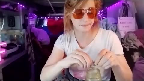 LesleyGumGrass- The Boring Trans girl online show from February 2025 07:47:01 PM