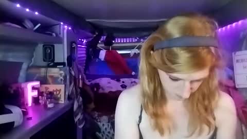 LesleyGumGrass- The Boring Trans girl online show from March 2025 10:48:02 PM